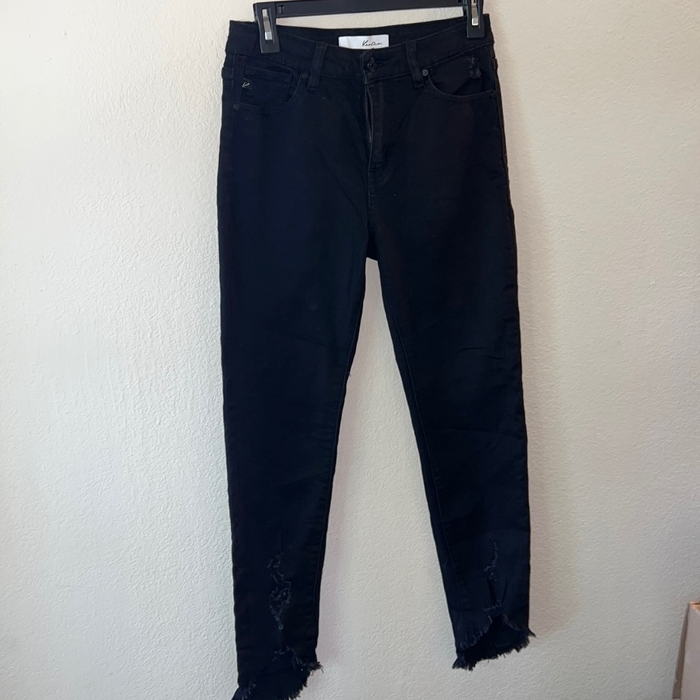 KanCan Distressed Ankle Jeans